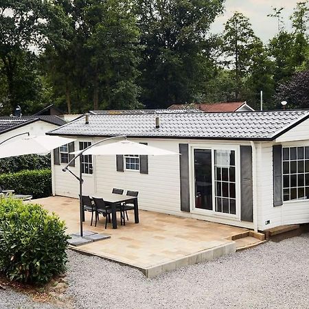 4 Persons Chalet Valkenbosch Situated In The Forested Area Oisterwijk Zewnętrze zdjęcie