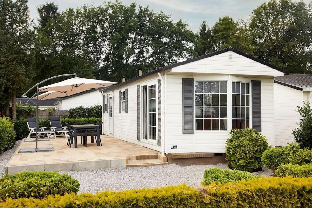 4 Persons Chalet Valkenbosch Situated In The Forested Area Oisterwijk Zewnętrze zdjęcie
